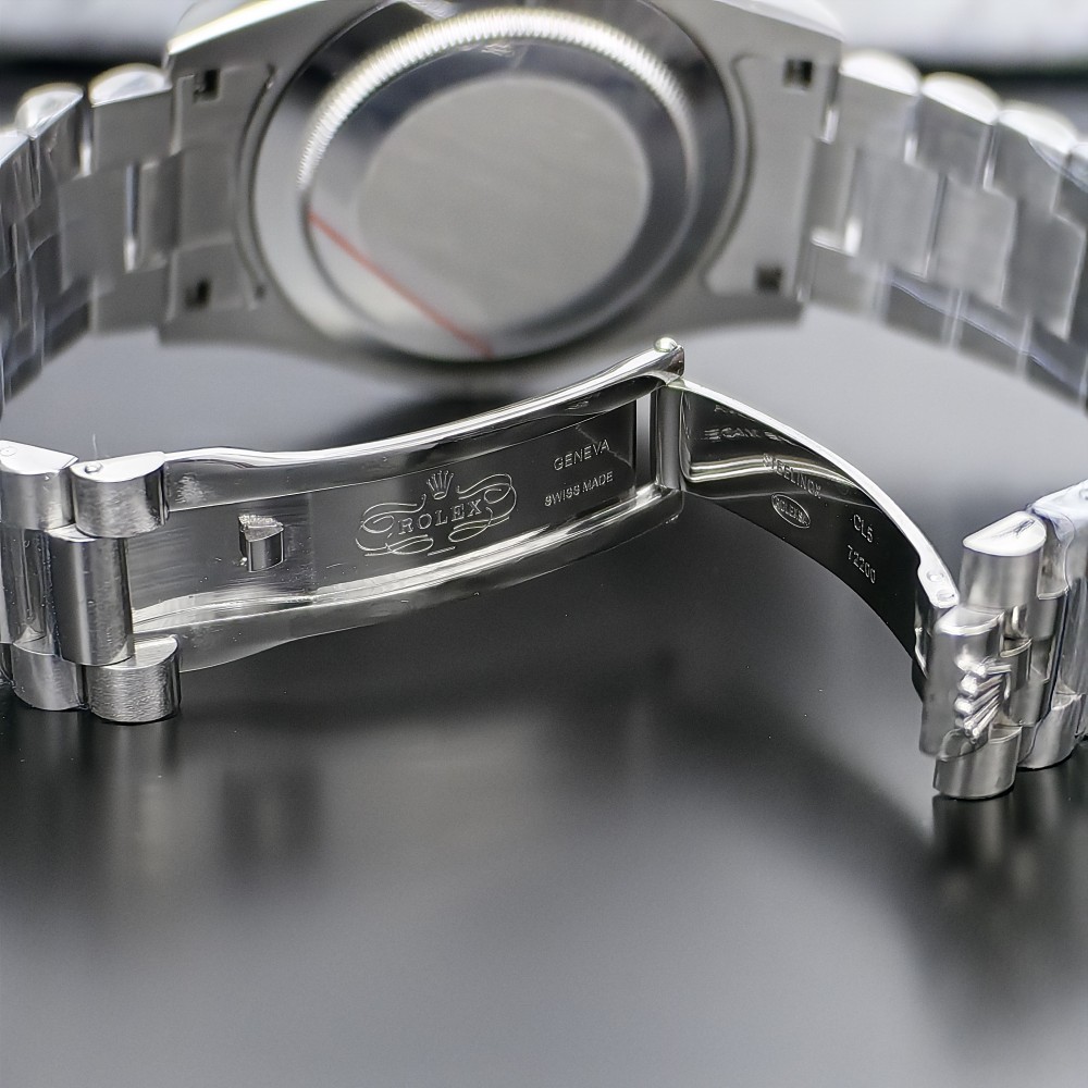 Rolex Day-Date 36 President Blue Roman Dial