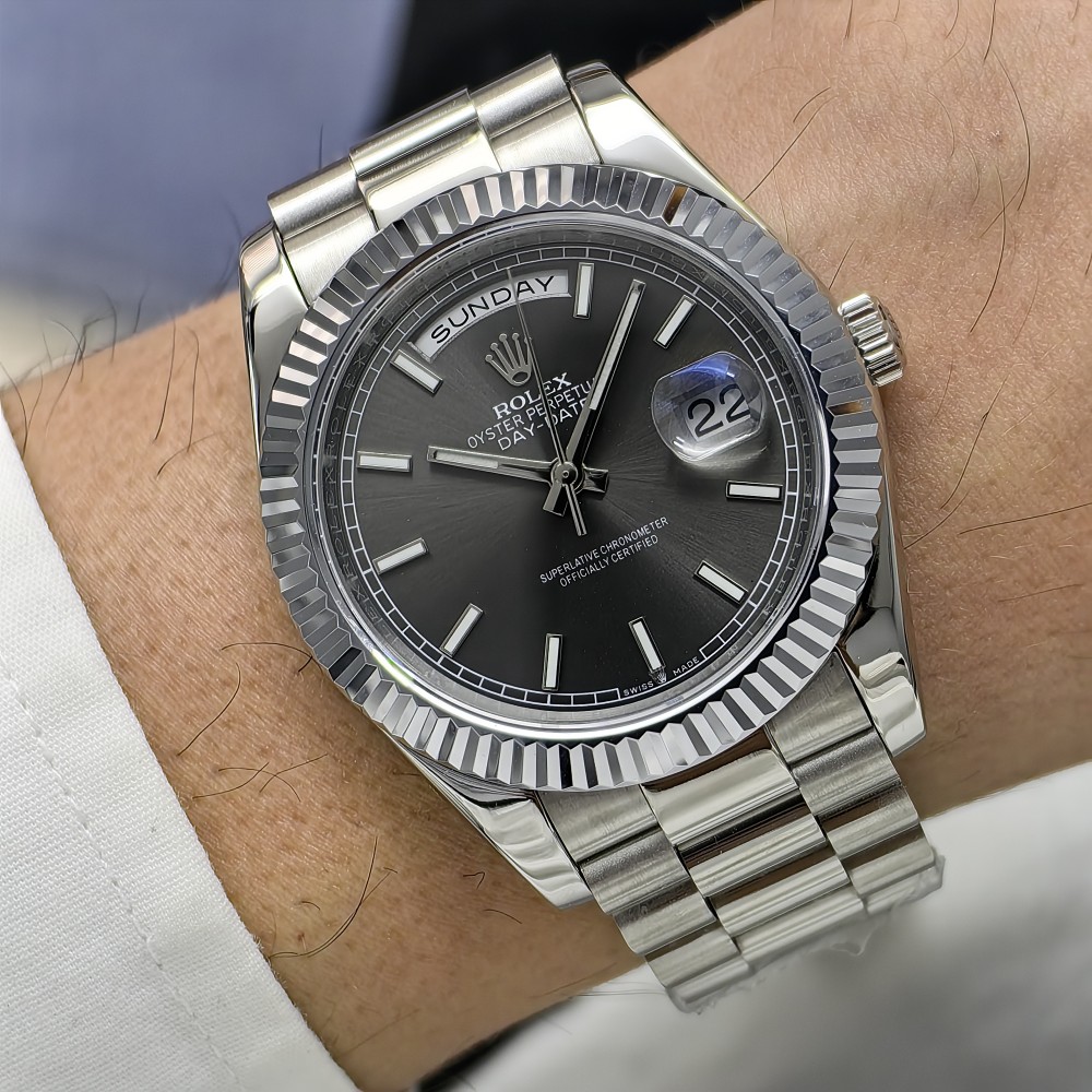 Rolex Day-Date 40 President Oystersteel Rhodium Dial