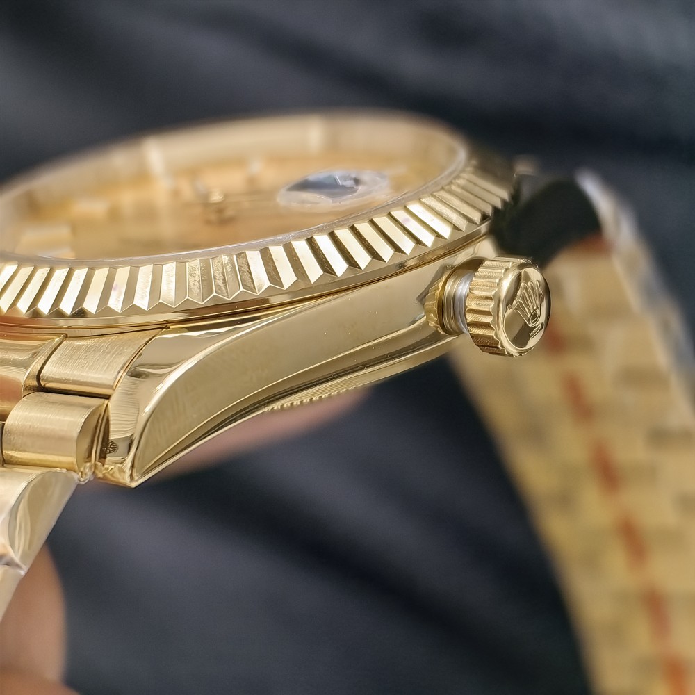 Rolex Day-Date President Yellow Gold Black Dial